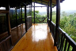 Epic Adventure Lodge