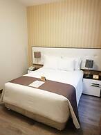 Limaq Hotel
