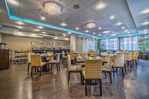 Limaq Hotel