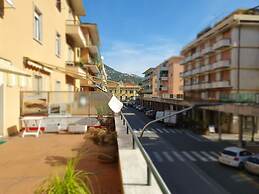 Sestri Mare & Beach Services Residence