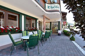 Hotel Theresia Garni
