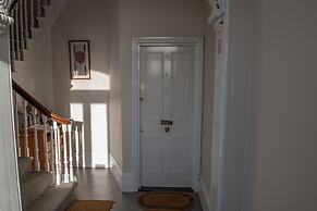 Toothbrush Apts - Ipswich Fonnereau Road