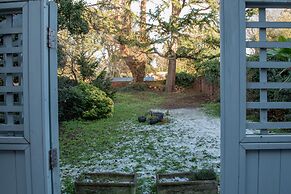 Toothbrush Apts - Ipswich Fonnereau Road