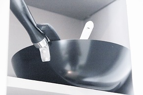 Cozy Studio Apartment at Elpis Residence