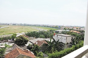 Modern and Comfortable Studio Apartment Springlake Summarecon near Sum