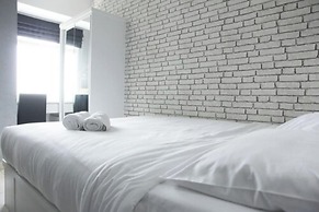 Modern and Comfortable Studio Apartment Springlake Summarecon near Sum