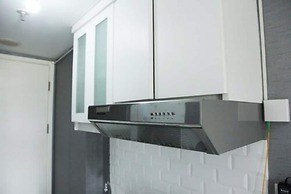 Modern and Comfortable Studio Apartment Springlake Summarecon near Sum