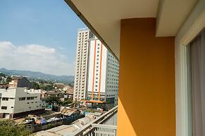 Spacious Studio Room near Cihampelas Walk at Galeri Ciumbuleuit 3 Apar