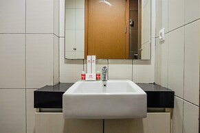 Luxurious 1BR At Dago Suites Apartment