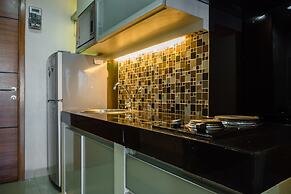 Luxurious 1BR At Dago Suites Apartment