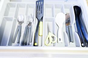 Luxurious Studio Room At Menteng Park Apartment