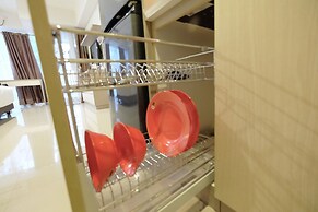 Modern Studio The H Residence near MT Haryono