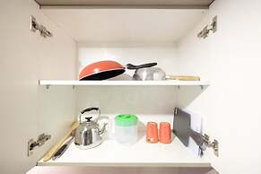 Modern Studio The H Residence near MT Haryono