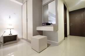 Spacious Studio Apartment @ The H Residence near MT Haryono