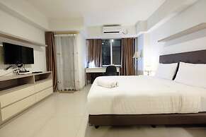 Spacious Studio Apartment @ The H Residence near MT Haryono