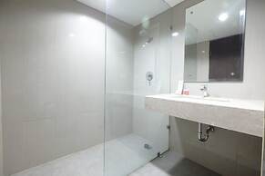 Spacious Studio Apartment @ The H Residence near MT Haryono