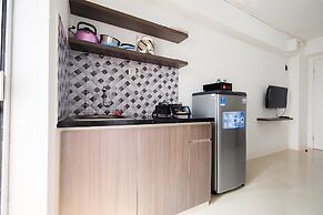 Simple & Cozy 1BR @ Bassura Apartment Near to Bassura City Mall