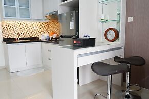 Homey 1BR at The Wave near Epicentrum Kuningan