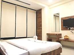 Hotel Shree Pratham Milan