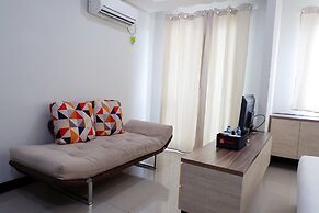 Close to Pool Studio Apartment Sky Terrace at Daan Mogot Baru