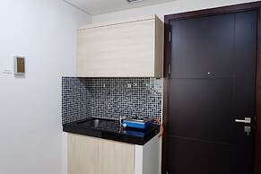 Close to Pool Studio Apartment Sky Terrace at Daan Mogot Baru