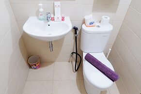 Close to Pool Studio Apartment Sky Terrace at Daan Mogot Baru