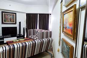 Strategic 3BR Apt at Sudirman Tower Condominuim