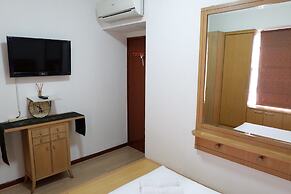 Strategic 3BR Apt at Sudirman Tower Condominuim