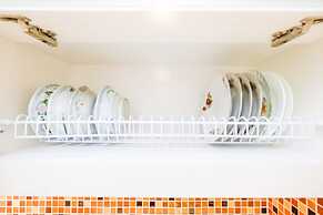 Modern 2BR Northland Apartment near Ancol