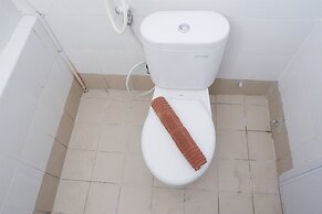 Cozy 2BR Bassura Apartment near Mall Bassura City