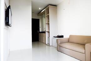 Comfy 1BR Twin Tower Apartment