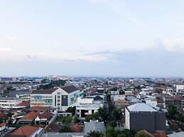 Comfy 1BR Twin Tower Apartment