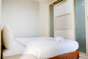 Comfy 1BR Twin Tower Apartment