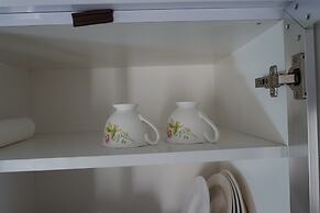 Comfort 1BR Apartment with Sofa Bed connected to Mall Bassura City