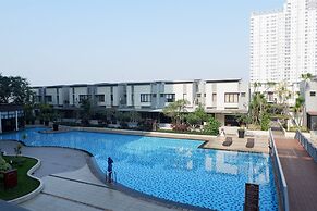 1BR City View Apartment at Cosmo Mansion