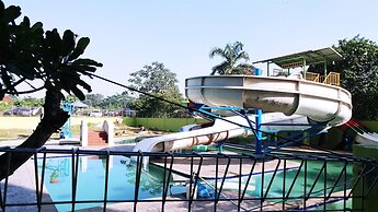 Simple 2BR Pancoran Riverside Apartment