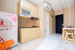 Simple 2BR Pancoran Riverside Apartment