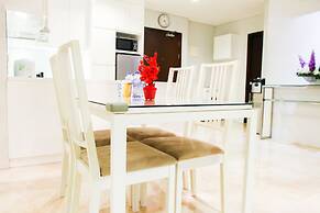 Minimalist New Furnish 2BR L'avenue Apartment near Tebet