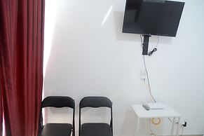 Comfy Studio Poris 88 Apartment