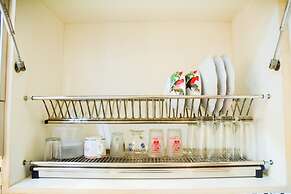 Simply Studio Maple Park Apartment with City View