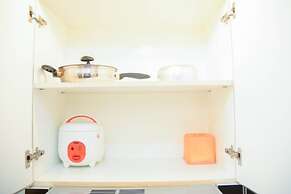 Simply Studio Maple Park Apartment with City View