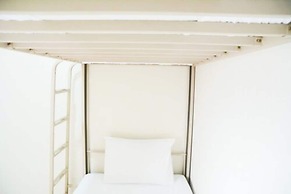 Comfortable 2BR Springlake Summarecon Apartment