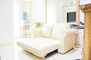Comfortable 2BR Springlake Summarecon Apartment