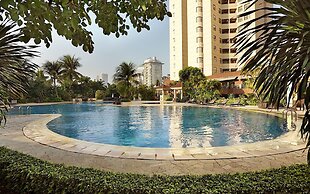 2BR Family Sudirman Condominium Apartment near Plaza Semanggi