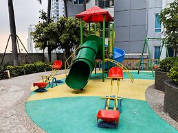 Strategic Studio Apartment at Orchard Mansion Supermall