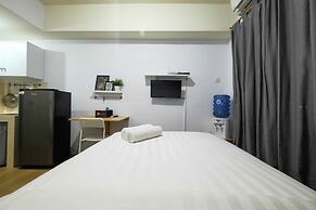 Bright Studio Apartment Serpong Greenview