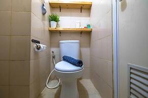 Bright Studio Apartment Serpong Greenview