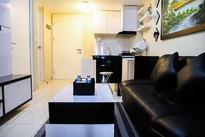 Deluxe and Modern 2BR The Springlake Summarecon Apartment