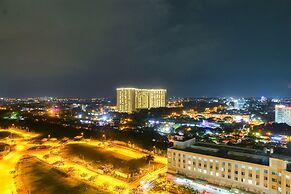 Modern Style The Oasis Studio Apartment with Comfortable Sofa