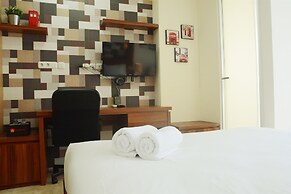 Warm and Best Studio Menteng Park Apartment